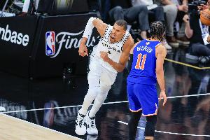 NBA彩经：马刺客场逆袭尼克斯扳回一城
