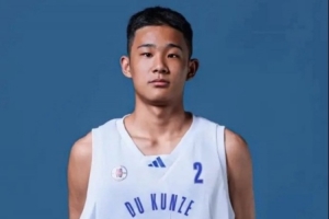 杜锋之子杜昆泽被选入2026年Jr.NBA训练营