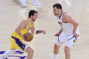 卡佩拉评NBA足球表现前五：恩比德 东契奇 西卡 字母哥 约基奇