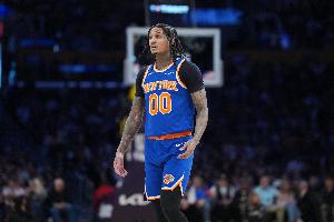 克拉克森担任带刀侍卫，NBA杯决赛三节战罢得分10分，全场贡献15分