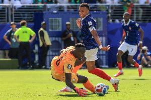 法国1-0领先塞内加尔,姆巴佩进球,奥利塞助攻