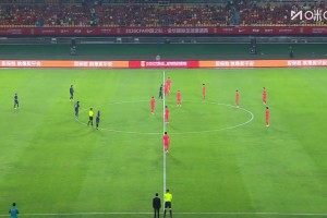 [集锦]友谊赛-国足主场0-0泰国 国足24脚射门未果