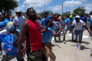 场外疯狂！民主刚果球迷赛后模仿C罗庆祝：Siuuuuuuu！