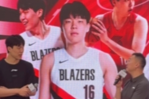 媒体人：即使杨瀚森已是NBA球员，在刘维伟面前仍是17折的噩梦